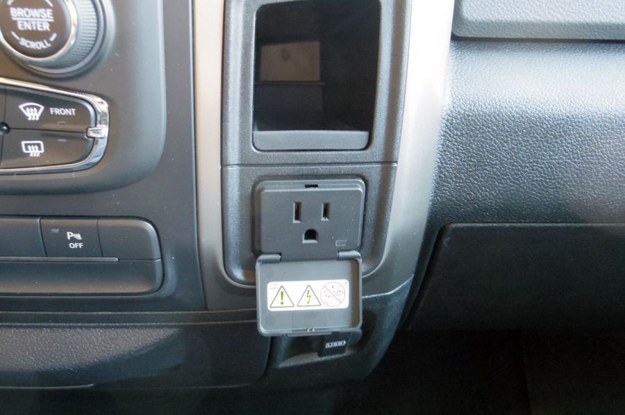  Dodge Ram 1500 2013 года  (фото 71 из 106)
